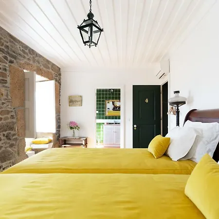 Quinta Do Valdalagea Летний дом *