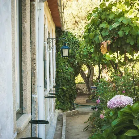 Quinta Do Valdalagea Country house *