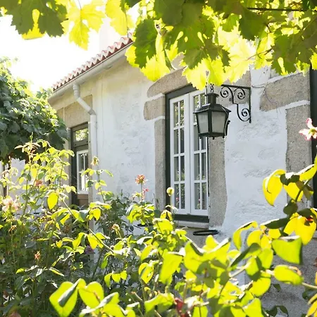 Quinta Do Valdalagea Летний дом *